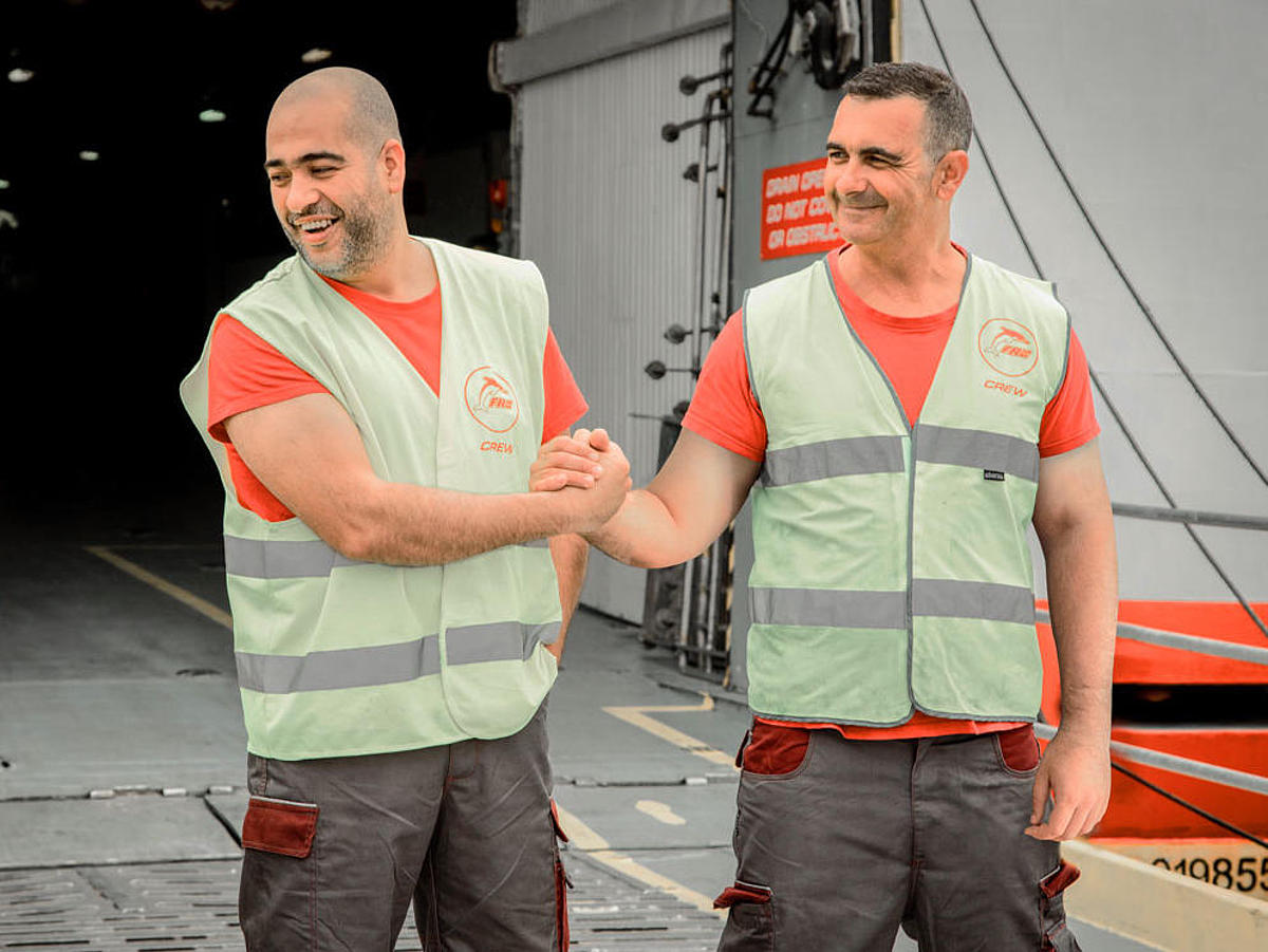 Safety crew FRS Iberia at the handshake.